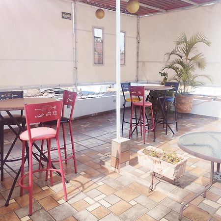 Hostal Maple Querétaro Extérieur photo